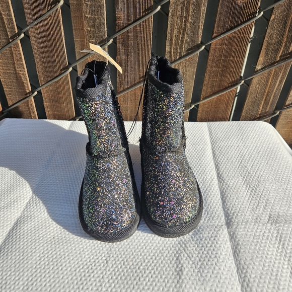 Leather Boots for Girls Size 6 Medium - Picture 6 of 15